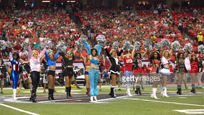 بالصور لاعب مصرى محترف متهم بالتحرش بزوجات زملائه فى الفريق