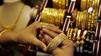 سعر الذهب يقفز بشكل جنوني تخطى 1700 جنيه وسجل أعلي سعر لن يحدث من قبل