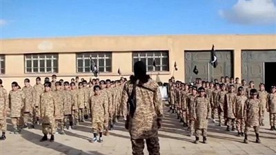 مصادر جندي إسرائيلي ينضم لـ داعش سوريا عبر الحدود التركية