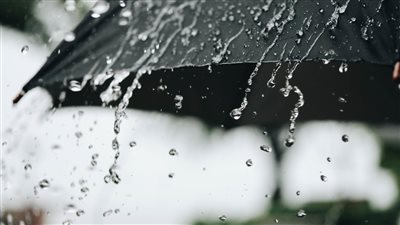 الارصاد تحذر 6 فئات من الخروج في الامطار الرعدية