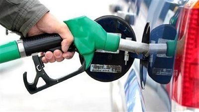 بعد ارتفاع الدولار موعد إعلان أسعار البنزين الجديدة هل تأثر بتعويم الجنيه