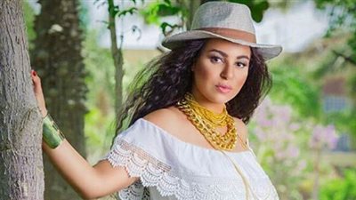 نسرين امين تغضب متابعيها بصورتها بدون بنطلون