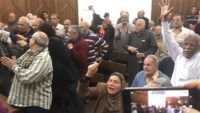 يافرج الله الف مبروك صرف حافز جديد 200 جنيه للموظفين