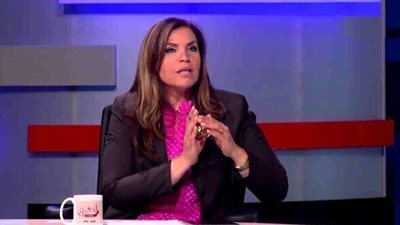 شاهد ايات عرابى تشمت فى وفاة مذيعة قناة اون بمنتهى القذاره و الاستفزاز و السبب...