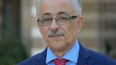 عاجل بالصور نكشف لكم حقيقة صفحة وزير التعليم علي الفيسبوك