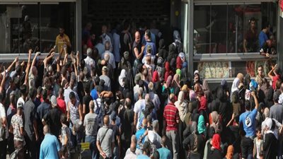 طوابير وخناقات بين الناس طرح شهادة ادخار بعائد اسبوعي لاول مره في مصر