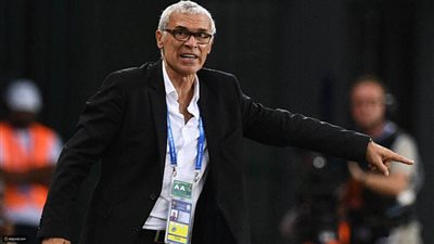 عاجل اتحاد الكره يكشف حقيقة اقاله مدرب المنتخب هيكتور كوبر