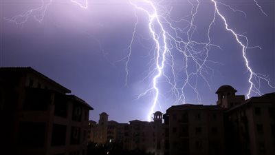 امطار رعدية في طريقها لمصر بعد ساعات والارصاد تناشد المواطنين بتوخي الحذر