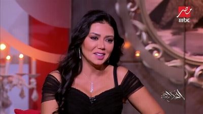 شاهد رانيا يوسف برفقة بناتها في برشلونة