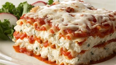 تعرفى على طريقة عمل اللازانيا باللحم كفاية بشاميل