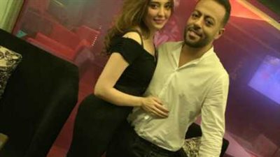 شاهد وصلة غزل من دارين حلمى فى تامر عاشور بعد الخطوبة