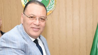 أول رد فعل لمحافظ الشرقية على واقعة إهانة بائعة التين الشوكي