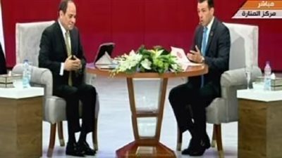 السيسي هنستمر في بناء القصور