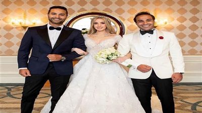 متابعة تهاجم بنات كريم فهمي وشقيقه يرد