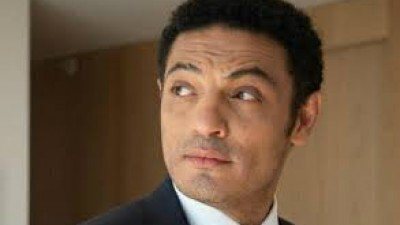 شاهد 15 صورة عائلية للفنان الهارب محمد علي يبحث عنها المصريين