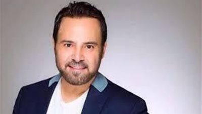 بعد الحادث الذى تعرض له عاصى الحلانى يدعو بالشفاء لكل مريض