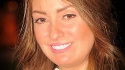 رجل يتغزل في نرمين الفقي.. تعرف على رد فعلها