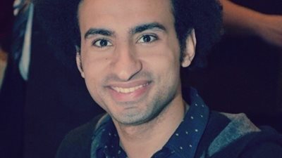 بالصور على ربيع بمهنه جديده فى مسرح مصر