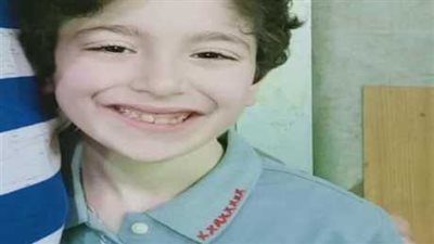 مصدر طبي شقيق وشقيقة الطفل أدهم الكيكي تحت الملاحظة