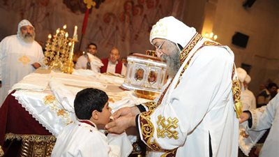 تعرف على هذه الملحوظه الطقسيه اثناء التناول من الاسرار المقدسه