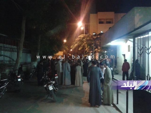 بالصور تجدد الاشتباكات بين الأهالي والأمن بالأقصر بعد اتهام الشرطة بتعذيب سجين