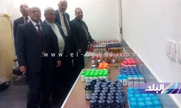 بالصور ضبط مستحضرات تجميل بـ250 ألف جنيه بحوزة راكب إيرلندي