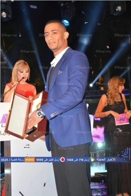 بالصور   تكريم محمد رمضان فى حفل النايل دراما