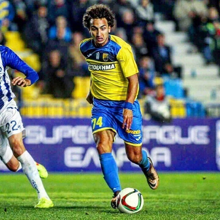 بالصور لاعب مصرى محترف متهم بالتحرش بزوجات زملائه فى الفريق