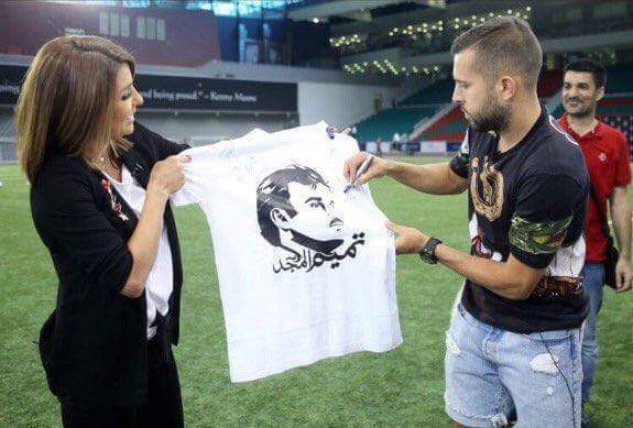 بالصور شاهد ماذا فعل لاعبى برشلونه مع تميم قبل الكلاسيكو وهذا رد فعل المصريين