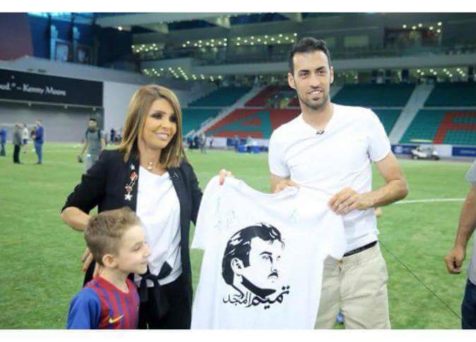 بالصور شاهد ماذا فعل لاعبى برشلونه مع تميم قبل الكلاسيكو وهذا رد فعل المصريين