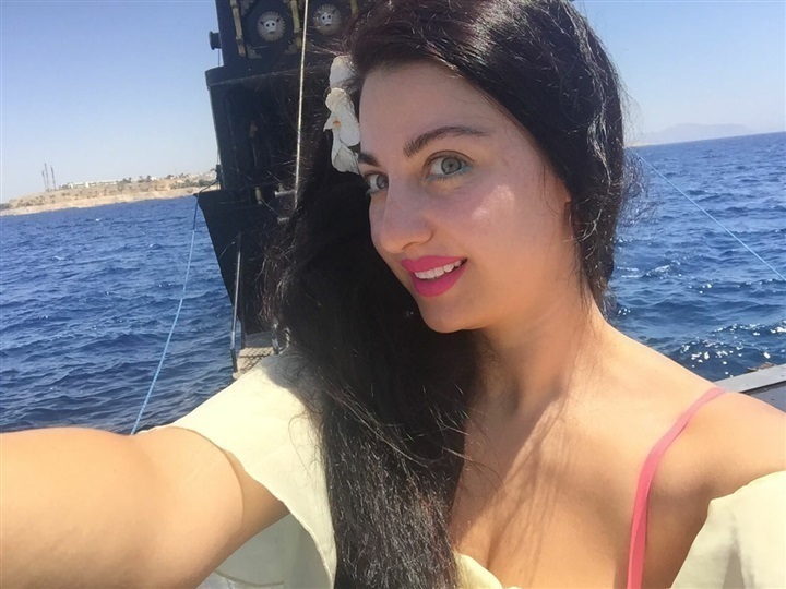 صافيناز تبهر متابعيها بجمالها من شرم الشيخ