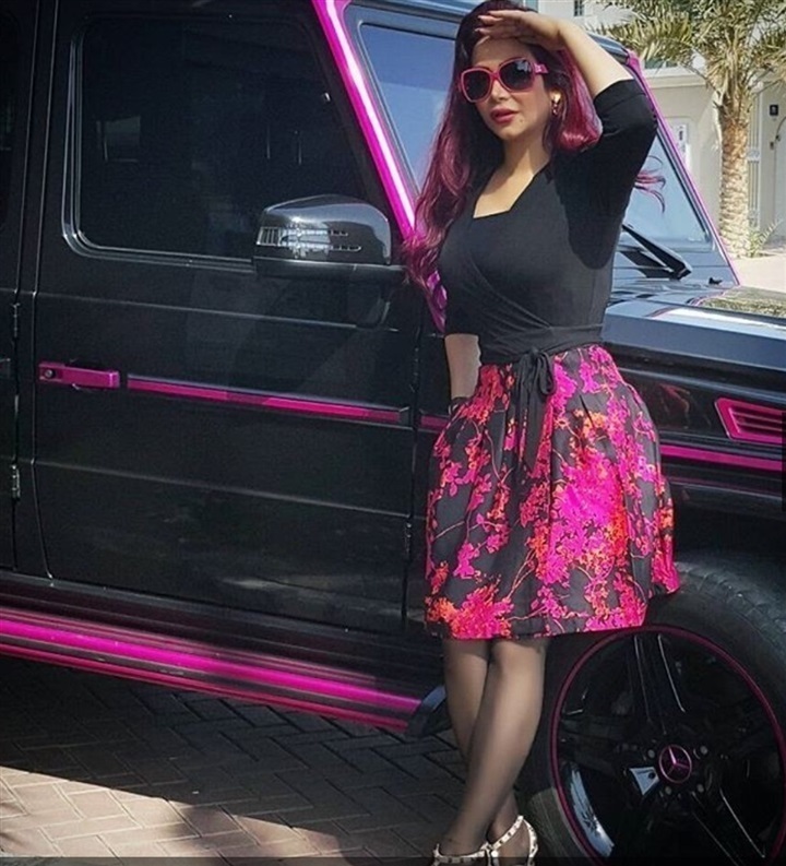 ياسمين صبري على رأسهم 8 فنانات بالوطن العربي يمتلكن أغلى سيارات في العالم تعرف عليهم