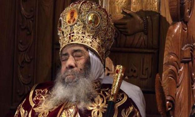 في ذكري عيد جلوسه علي كرسي البطريركية 10 صور نادرة للبابا شنودة الثالث من شبابه حتي نياحته