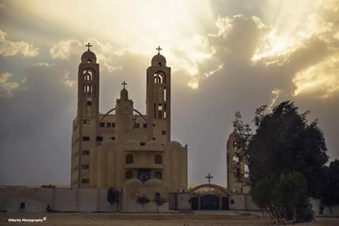 بالصور تعرف علي قصة دير القديس ابو فانا وسبب تسميته بدير الصلبان والمعجزات العظيمة التي حدثت فيه