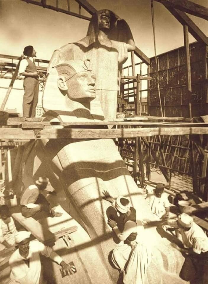 بالصور تعرف على تمثال نهضة مصر إلى ماذا يرمز وكيف تم استحضاره لمصر