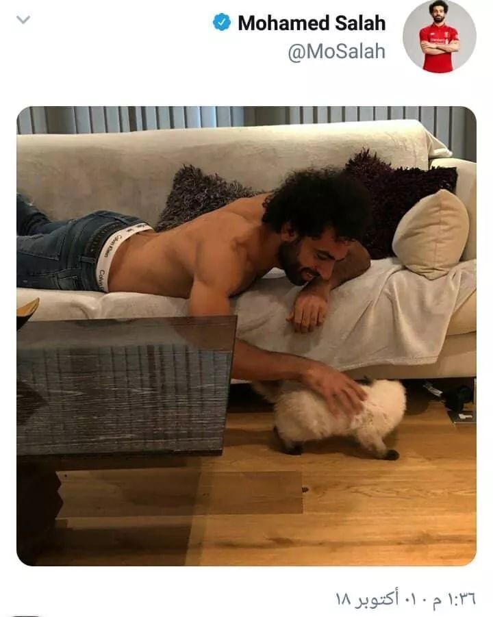 جدل علي الإنترنت بعد نشر محمد صلاح صورته عاريا