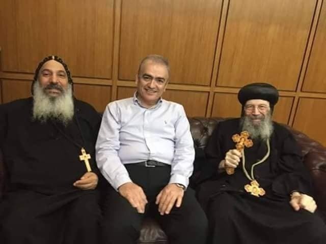 شهود عيان ينشرون الصوره الأخيره للأنبا بيشوي قبل نياحته و الحوار الذي دار بينهم و الحاله التي كان عليها نيافته