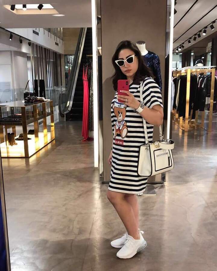 بالصور الفنانه بوسي تتألق باطلاله جديده جميله