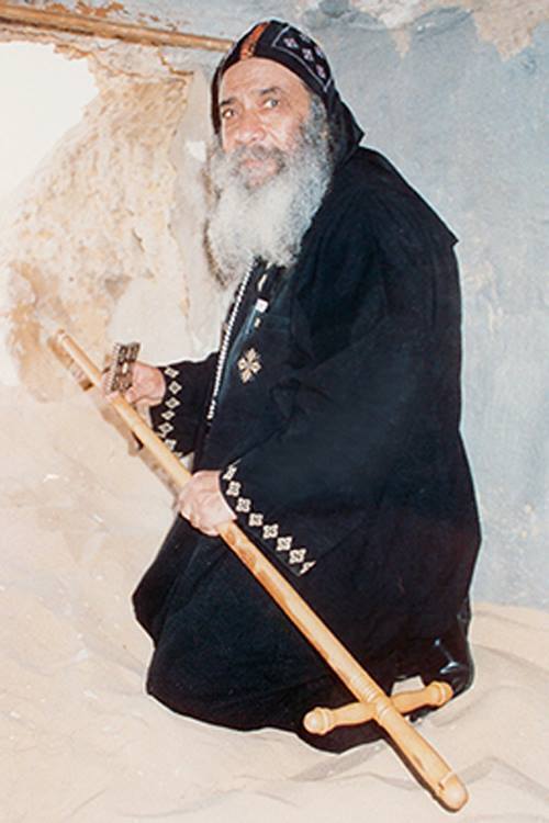 صور نادرة للمتنيح البابا شنودة الثالث