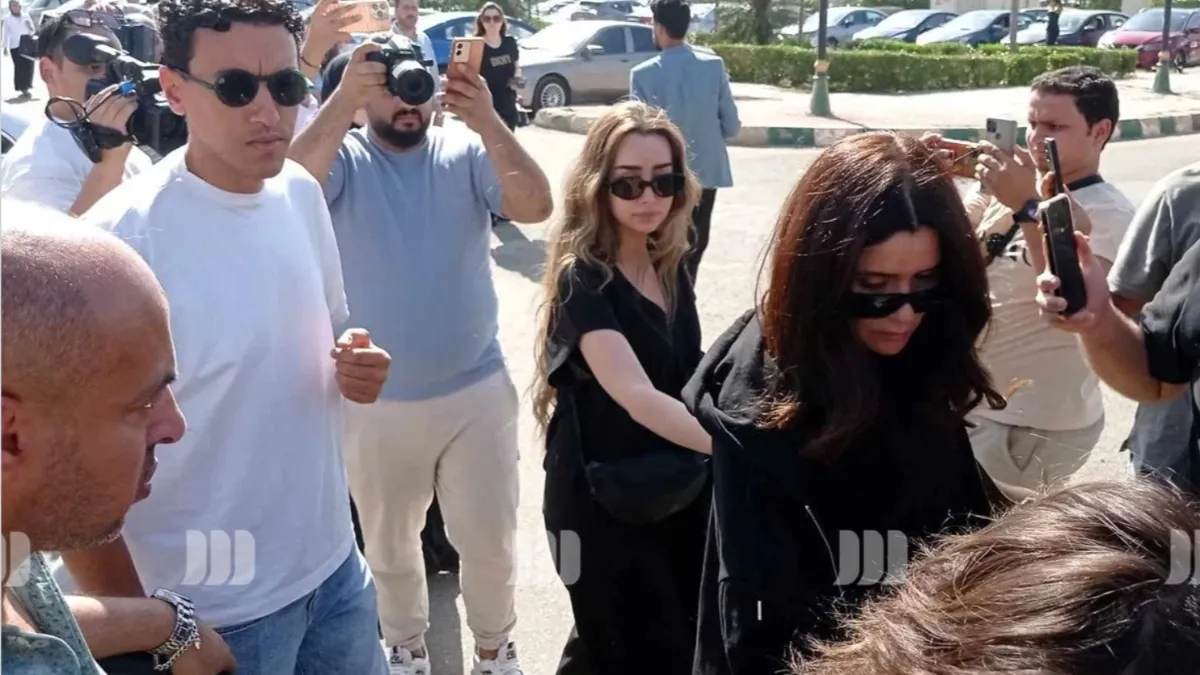 تشييع جنازة الفنان الراحل صلاح السعدني نجلة أحمد رافق جثمانه