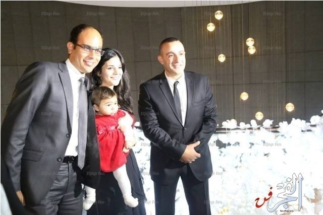 أحمد السقا بصحبة زوجته فى حفل زفاف عائلي  صور 